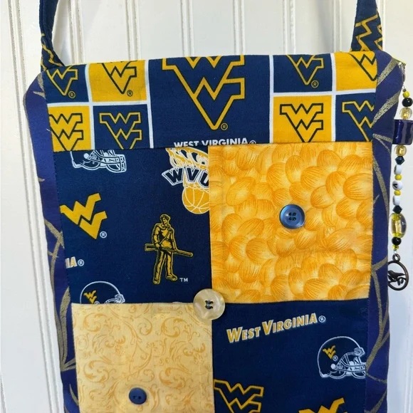 West Virginia WVU Handmade Purse - Picture 2 of 4